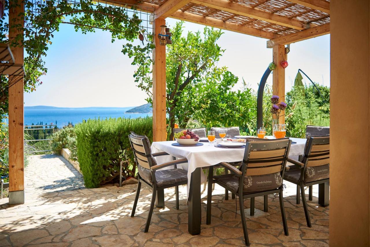 Unique House Split Villa Екстериор снимка